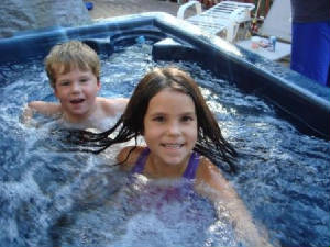 8-24-07newhottub.jpg