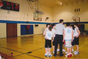nathanbballclosegamewinter04.jpg
